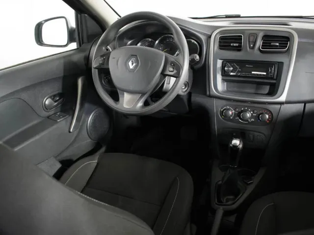 Renault Sandero, II Рестайлинг — фото 23