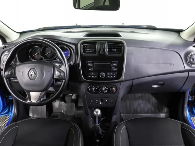 Renault Logan, II — фото 12