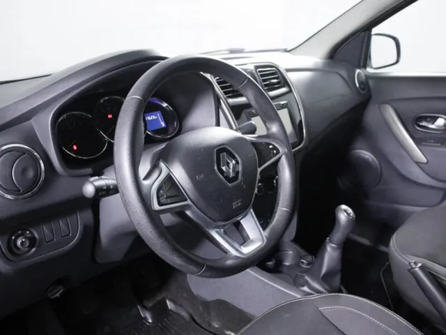Renault Logan, II Рестайлинг — фото 15
