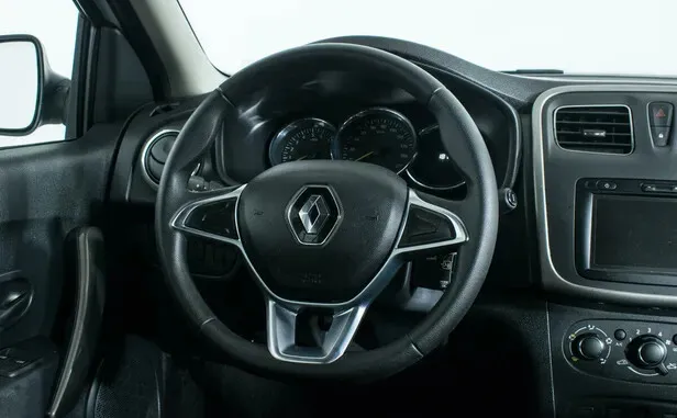 Renault Logan, II Рестайлинг — фото 7
