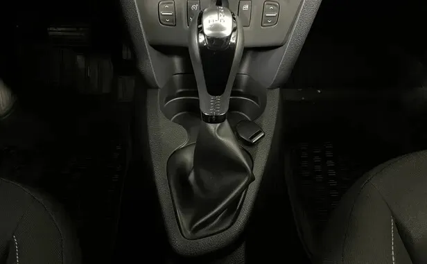 Renault Sandero, II — фото 8