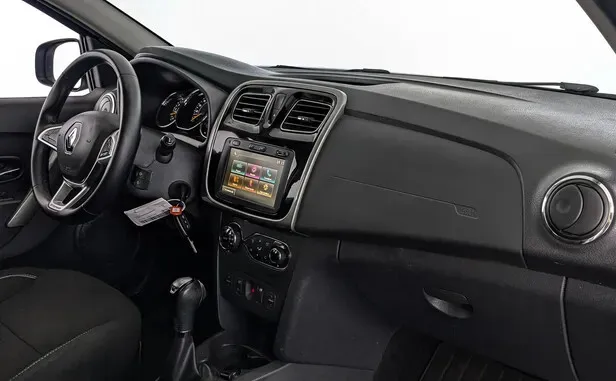 Renault Sandero, II Рестайлинг — фото 7