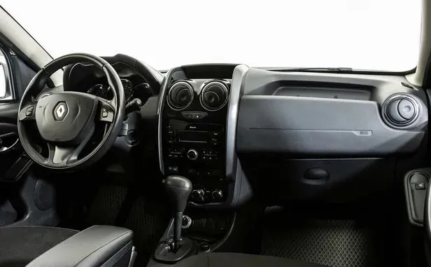 Renault Duster, I Рестайлинг — фото 6