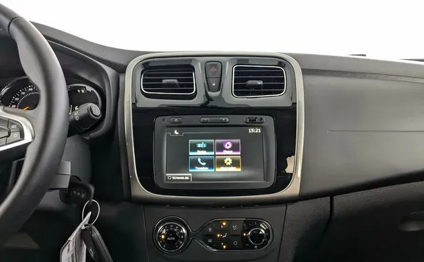 Renault Sandero, II Рестайлинг — фото 10