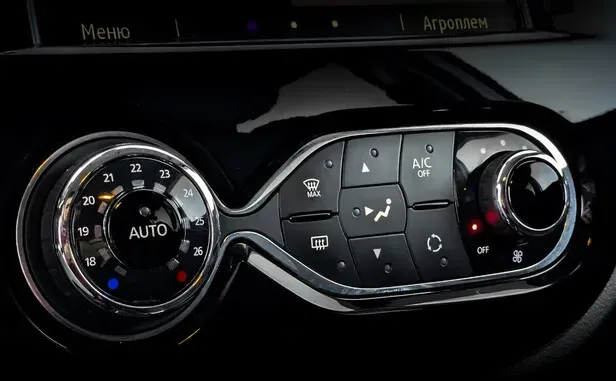 Renault Kaptur, I Рестайлинг — фото 10