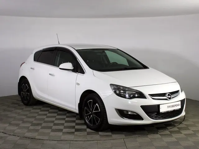Opel Astra, J Рестайлинг — фото 2