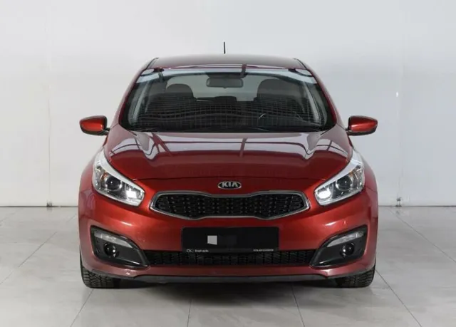 Kia Ceed, II Рестайлинг — фото 1