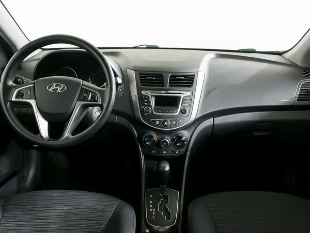 Hyundai Solaris, I Рестайлинг — фото 12