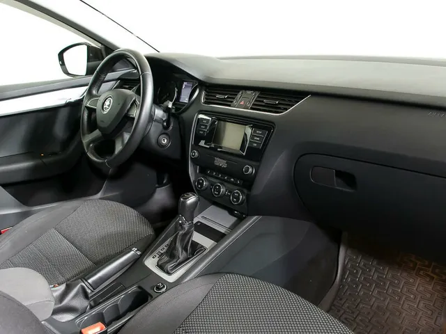 Skoda Octavia, III — фото 14