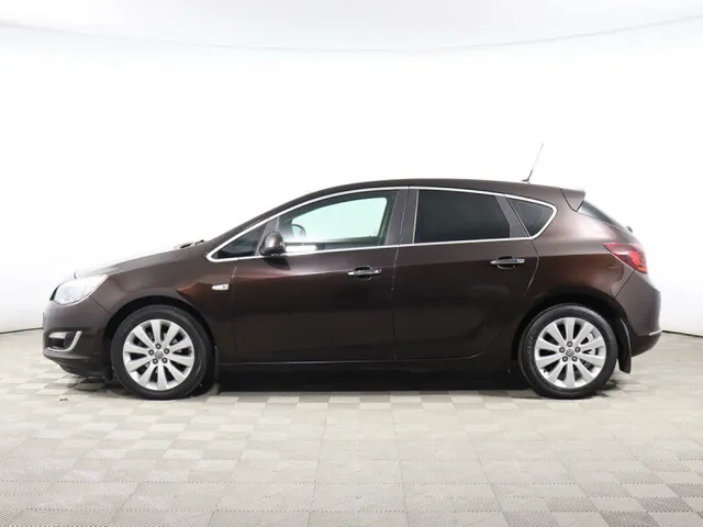 Opel Astra — фото 4