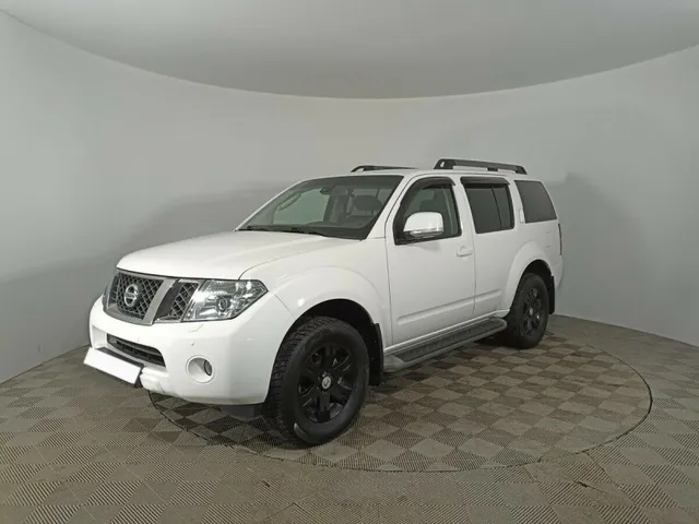 Nissan Pathfinder, III — фото 1