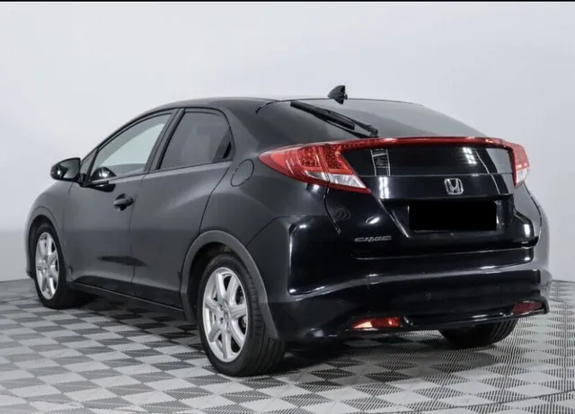 Honda Civic, IX — фото 5