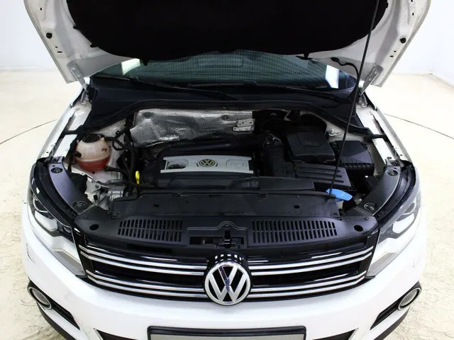 Volkswagen Tiguan, I — фото 15
