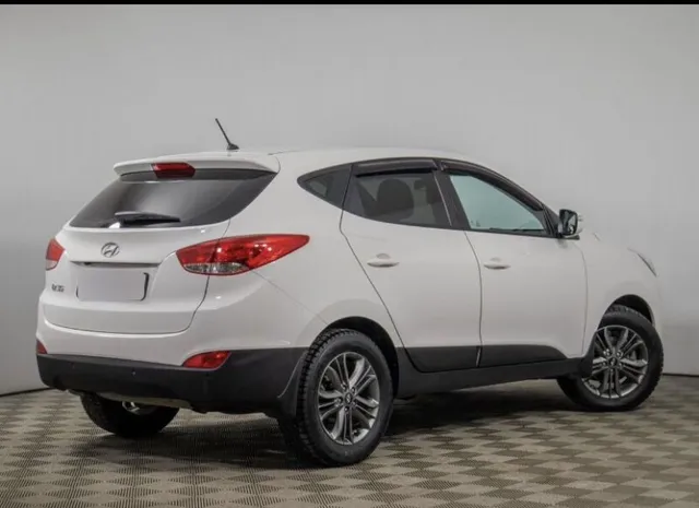 Hyundai ix35, I — фото 2