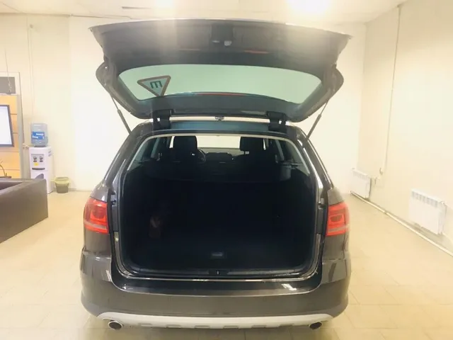 Volkswagen Passat — фото 7