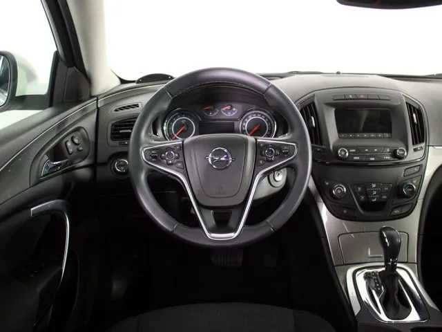 Opel Insignia, I Рестайлинг — фото 6
