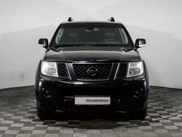 Nissan Pathfinder, III — фото 1