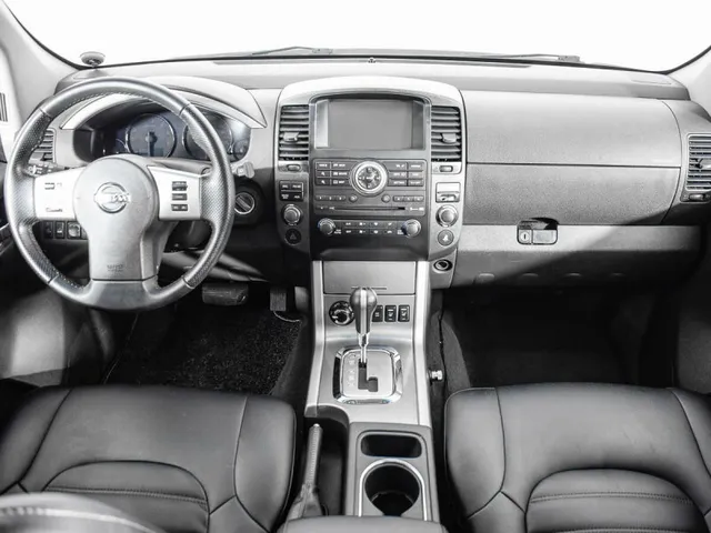 Nissan Pathfinder, III — фото 6