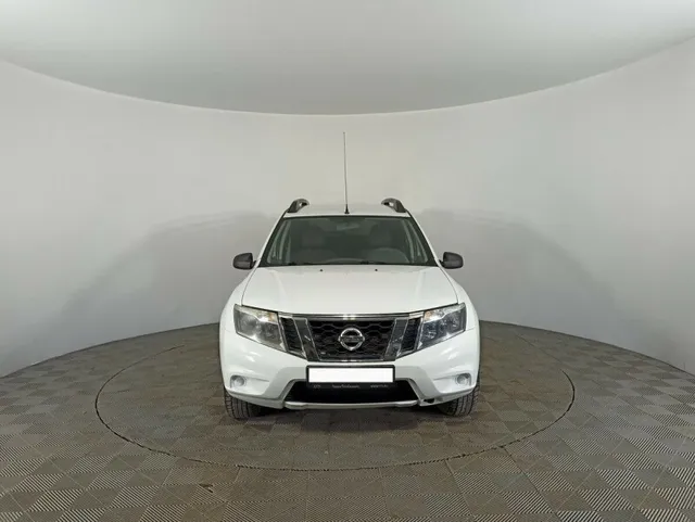 Nissan Terrano, III — фото 1