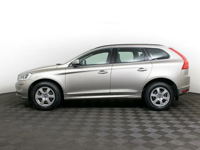 Volvo XC60, I Рестайлинг — фото 8