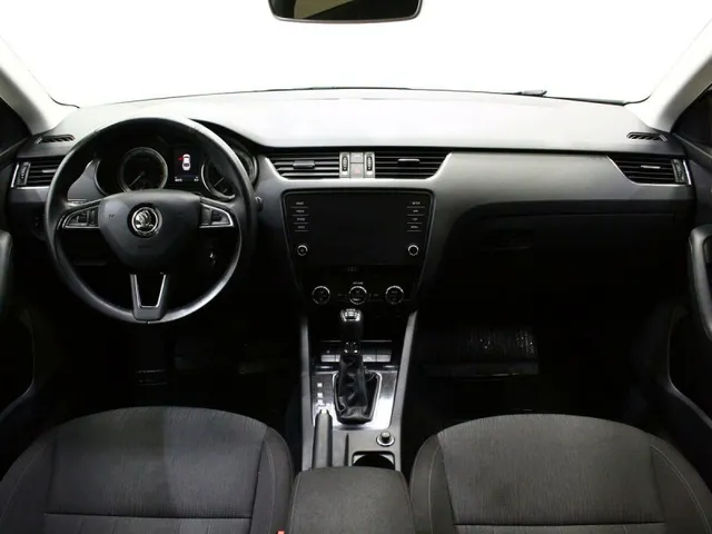 Skoda Octavia, III — фото 9