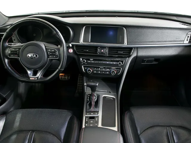 Kia Optima, IV — фото 10