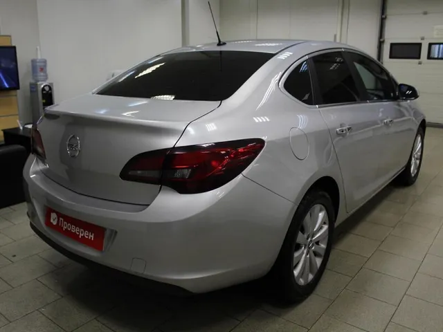 Opel Astra, J Рестайлинг — фото 3