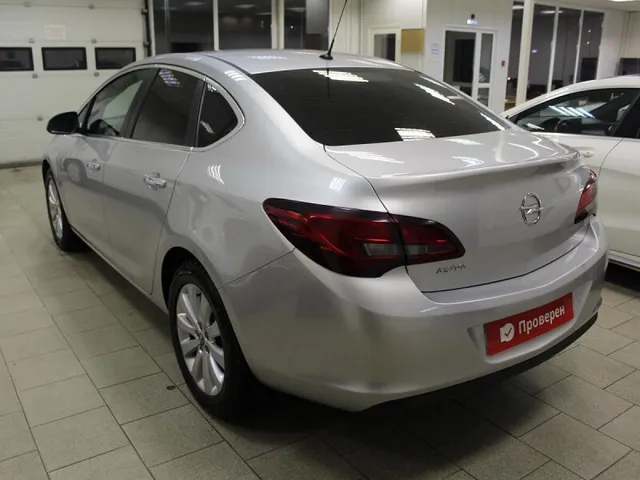 Opel Astra, J Рестайлинг — фото 4
