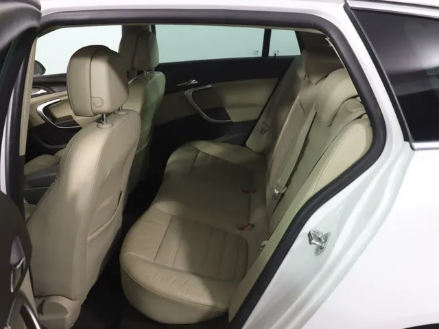 Opel Insignia, I — фото 10