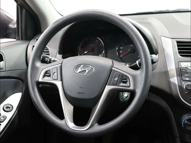 Hyundai Solaris, I Рестайлинг — фото 12