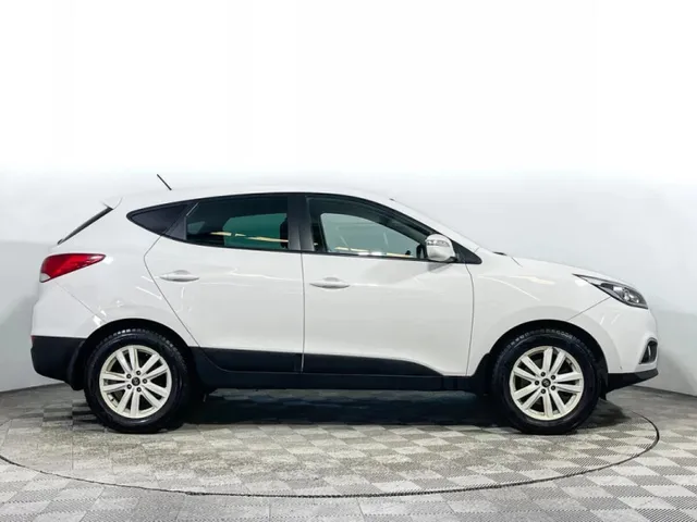 Hyundai ix35, I — фото 4