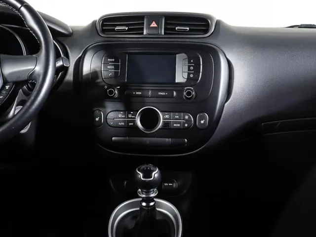 Kia Soul, II Рестайлинг — фото 19