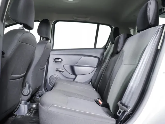 Renault Sandero, II Рестайлинг — фото 9