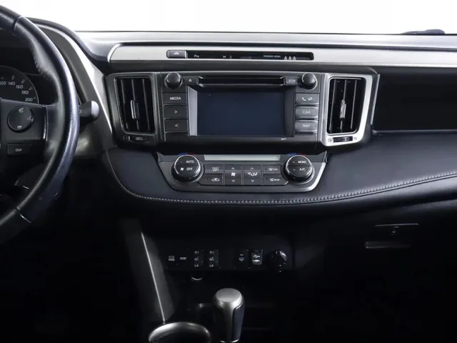 Toyota RAV4, IV (XA40) — фото 17