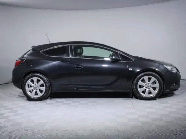 Opel Astra, J Рестайлинг — фото 4