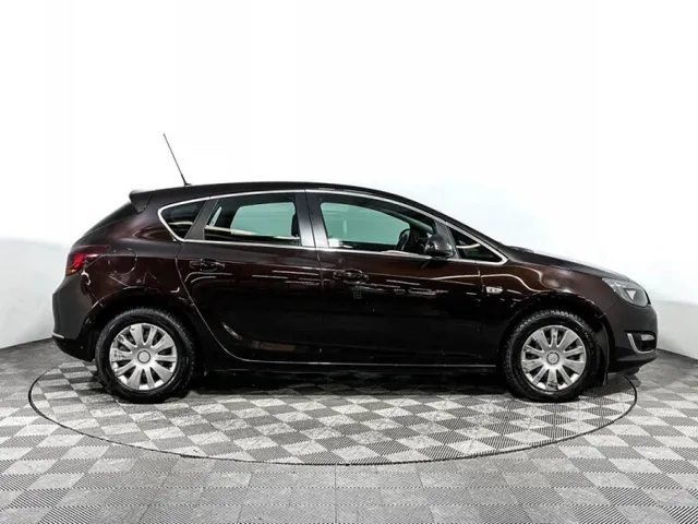 Opel Astra, J Рестайлинг — фото 4