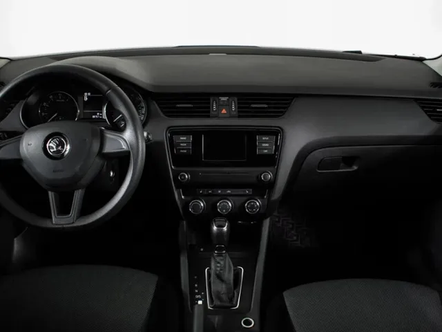 Skoda Octavia, III (A7) — фото 11