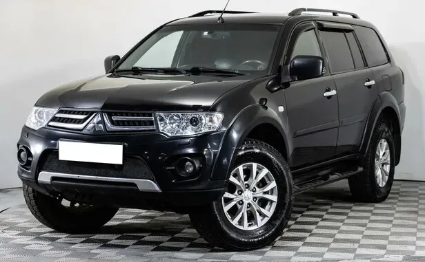 Mitsubishi Pajero Sport, II Рестайлинг — фото 1