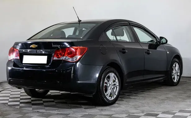 Chevrolet Cruze, I — фото 2