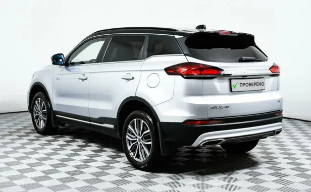 Geely Atlas Pro — фото 4