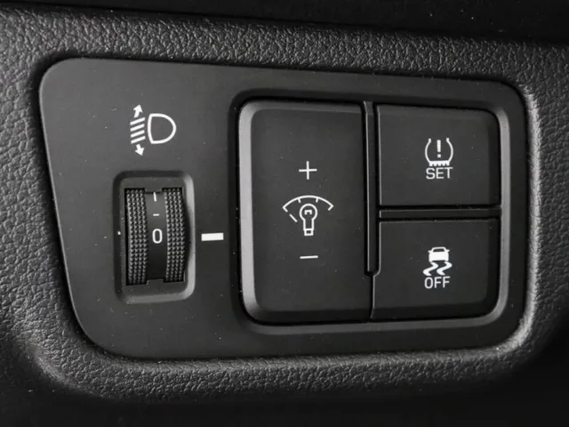 Hyundai Solaris, II — фото 14