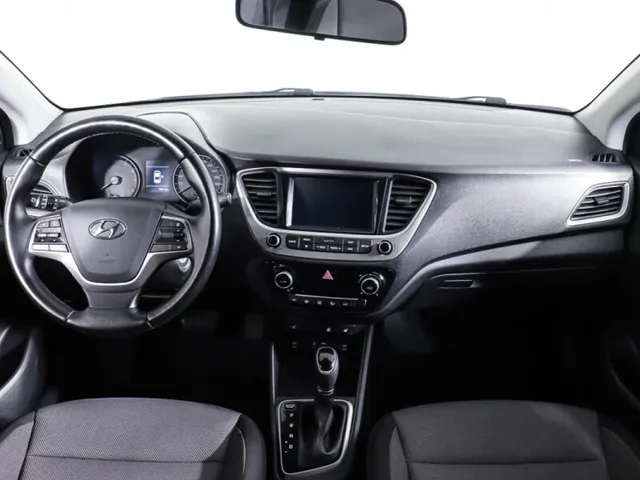 Hyundai Solaris, II — фото 16