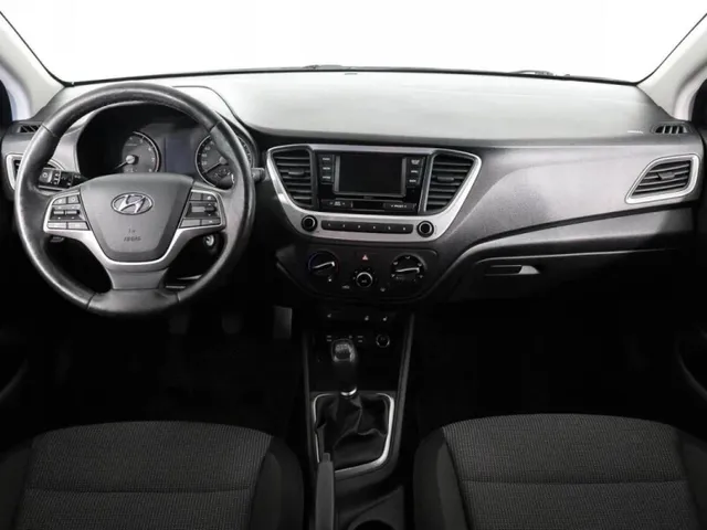 Hyundai Solaris, II — фото 11