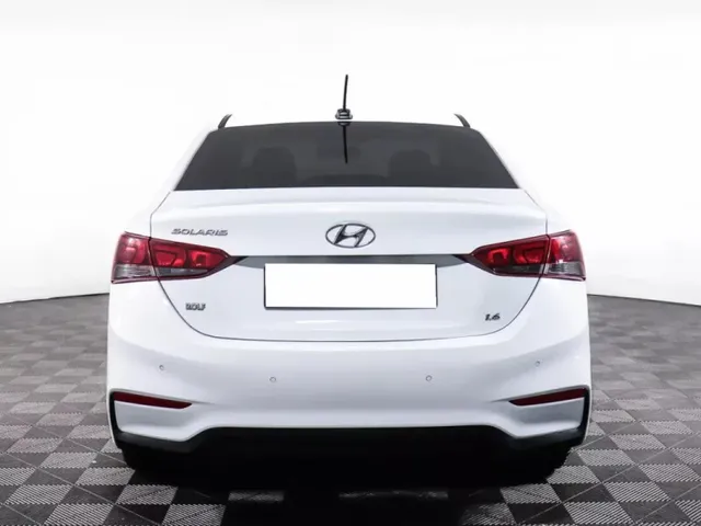 Hyundai Solaris, II — фото 17