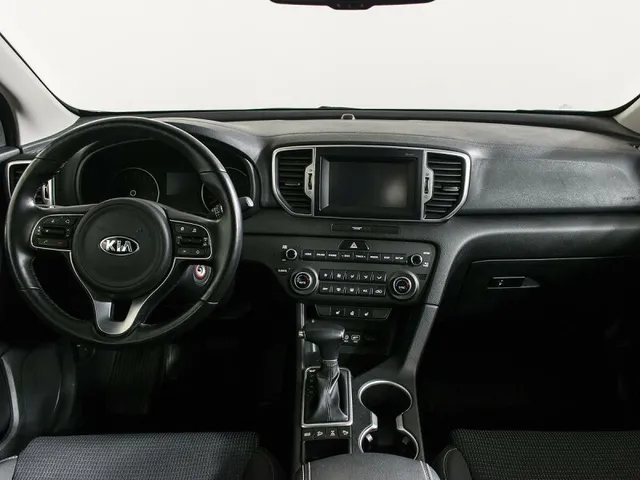 Kia Sportage, IV — фото 10