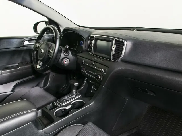 Kia Sportage, IV — фото 11
