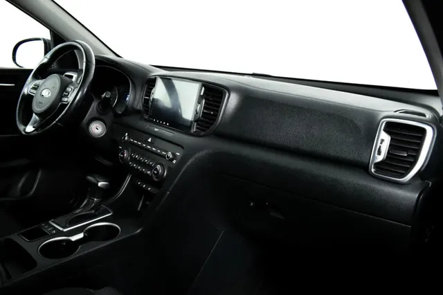 Kia Sportage, IV — фото 13