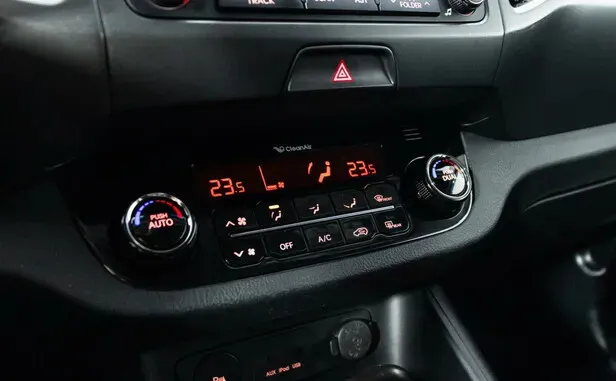 Kia Sportage, III — фото 10