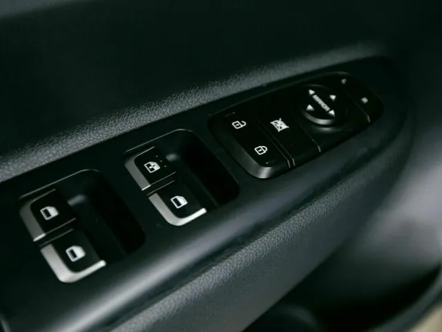 Kia Rio, IV — фото 11