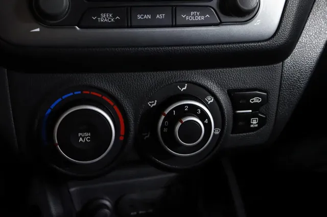 Kia Rio, IV — фото 12